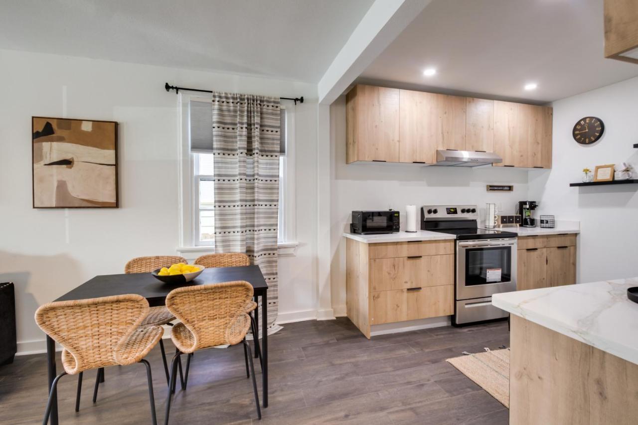 Modern About 3 Mi To French Quarter Apartment